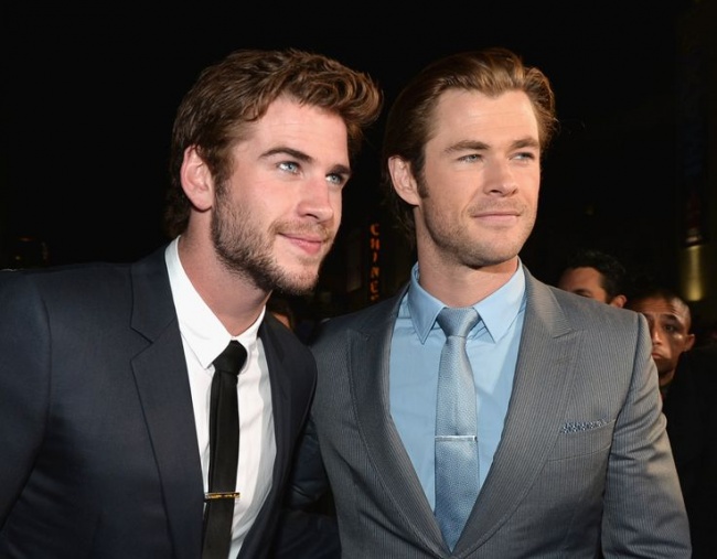 Liam Hemsworth és Chris Hemsworth