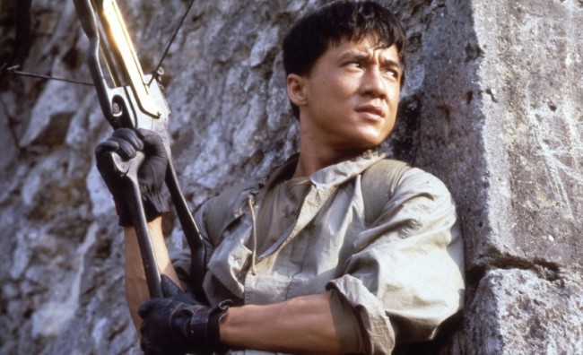 11) Jackie Chan – Istenek fegyverzete (1986)