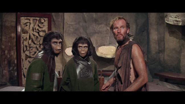 14) A majmok bolygója (1968) - A majmok bolygója: Háború (2017)