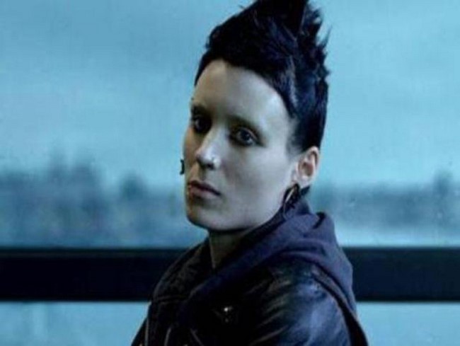 4) Rooney Mara mint Lisbeth Salander a 2011-es A tetovált lány című filmben.