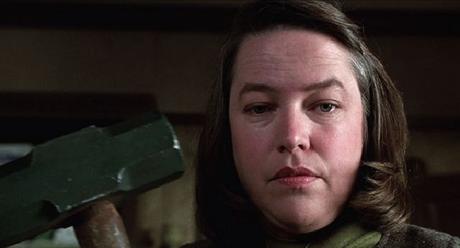 10. Kathy Bates, mint Annie Wilkes - Tortúra (1990)