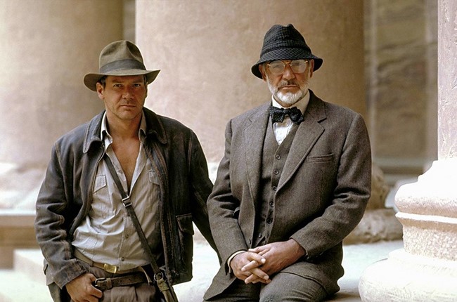 2) Sean Connery játszotta Harrison Ford édesapját az Indiana Jones filmekben, azonban a való életben csak 12 év a korkülönbség van köztük.