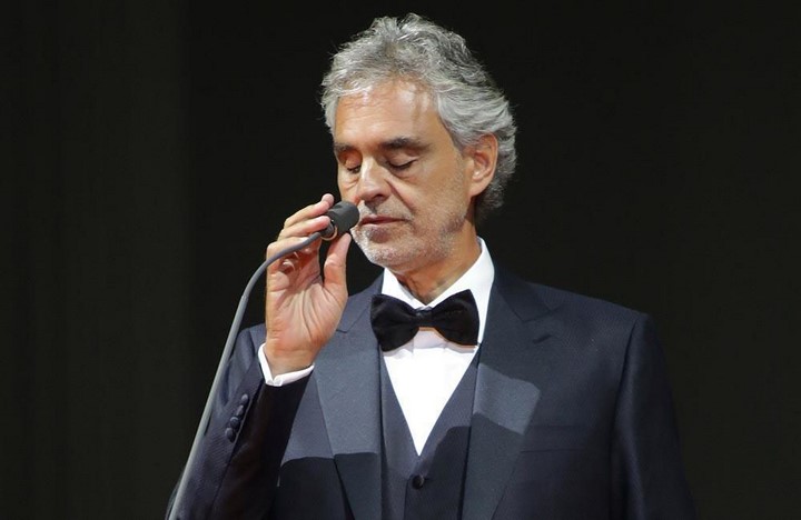 Andrea Bocelli - énekes