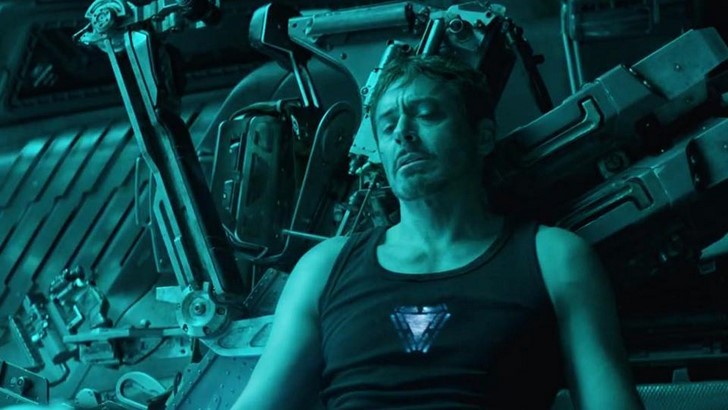 1) Tony Stark / Vasember - Robert Downey Jr.