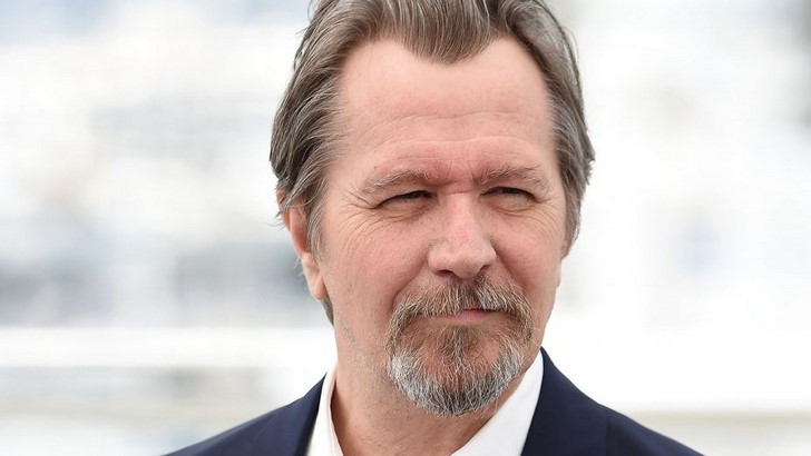 5) Jim Gordon - Gary Oldman