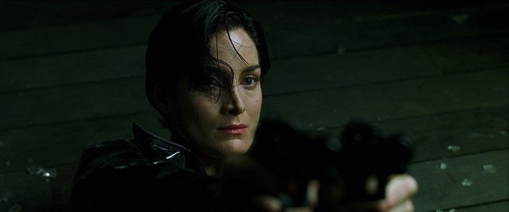 3) Carrie-Anne Moss (Mátrix)