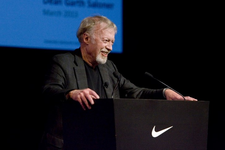 Nike – Phil Knight