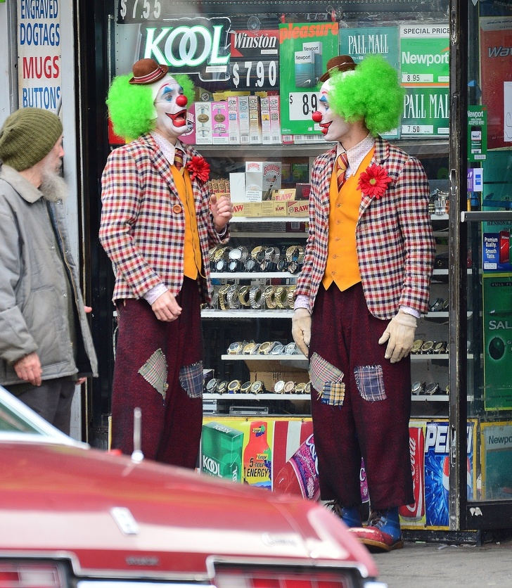 14. Joaquin Phoenix és dublőre, Joker