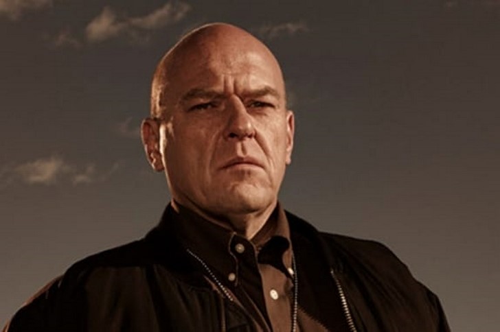 Dean Norris, mint Hank Shrader a Breaking Badben